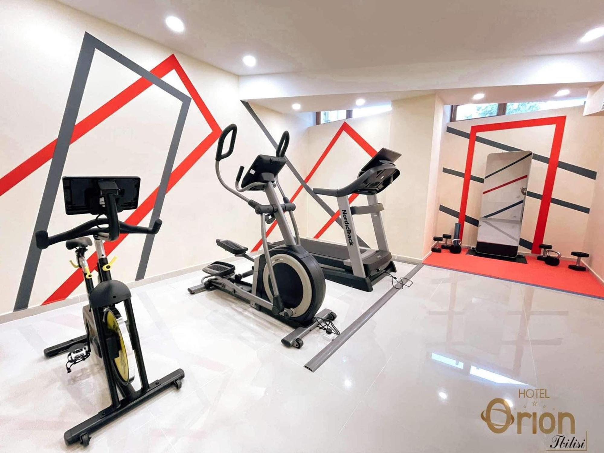 Hotel Orion Тбилиси Екстериор снимка